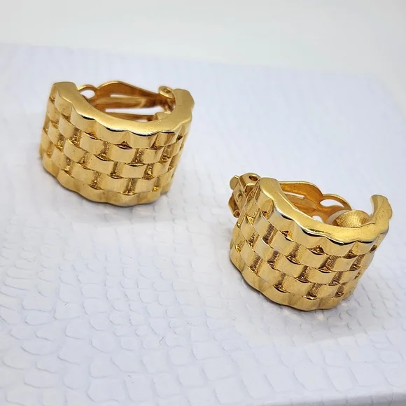 Givenchy Large Gold Clip On Earrings - Picture 3 of 16